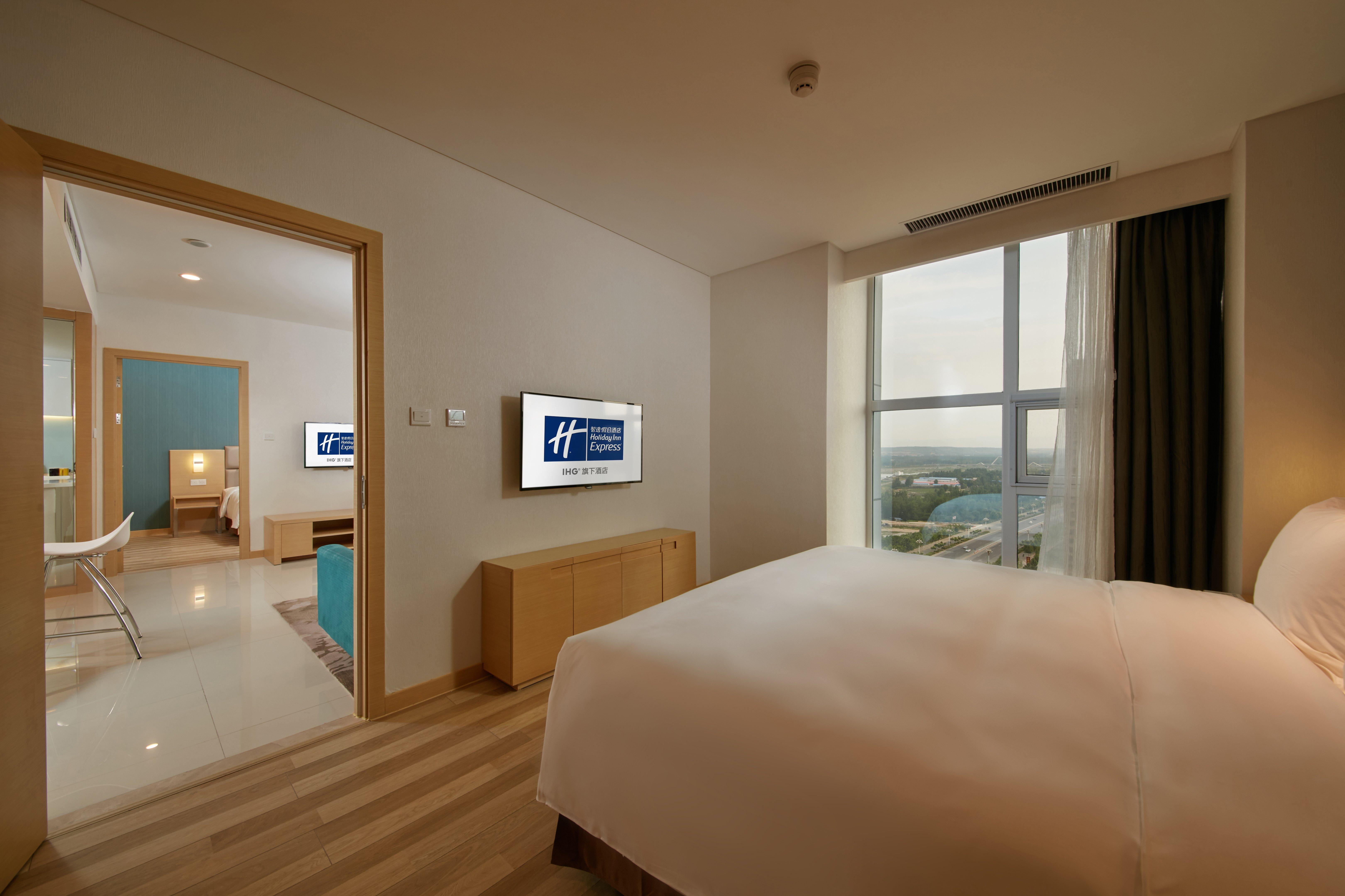 Holiday Inn Express Luoyang Yichuan By Ihg Eksteriør billede