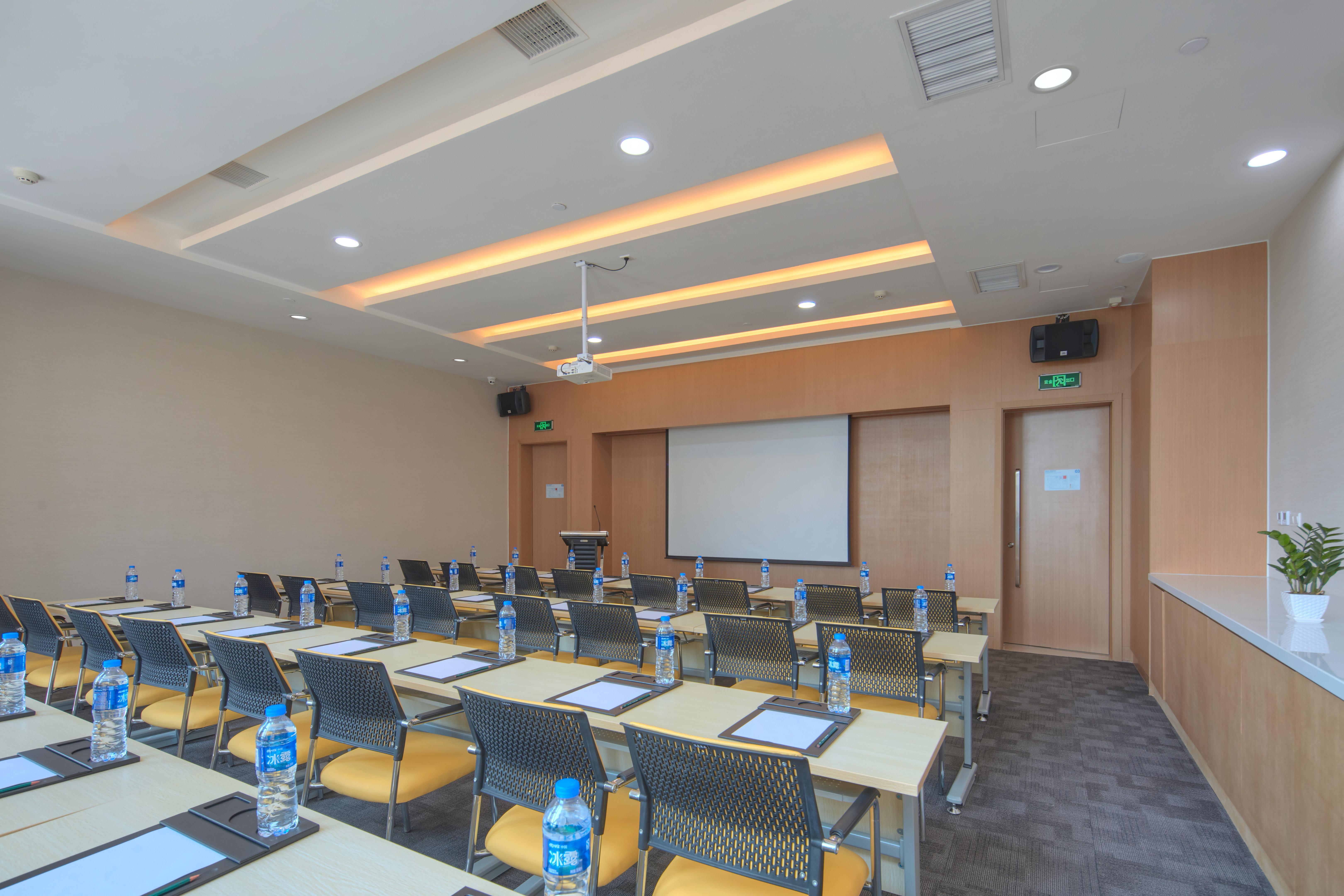 Holiday Inn Express Luoyang Yichuan By Ihg Eksteriør billede