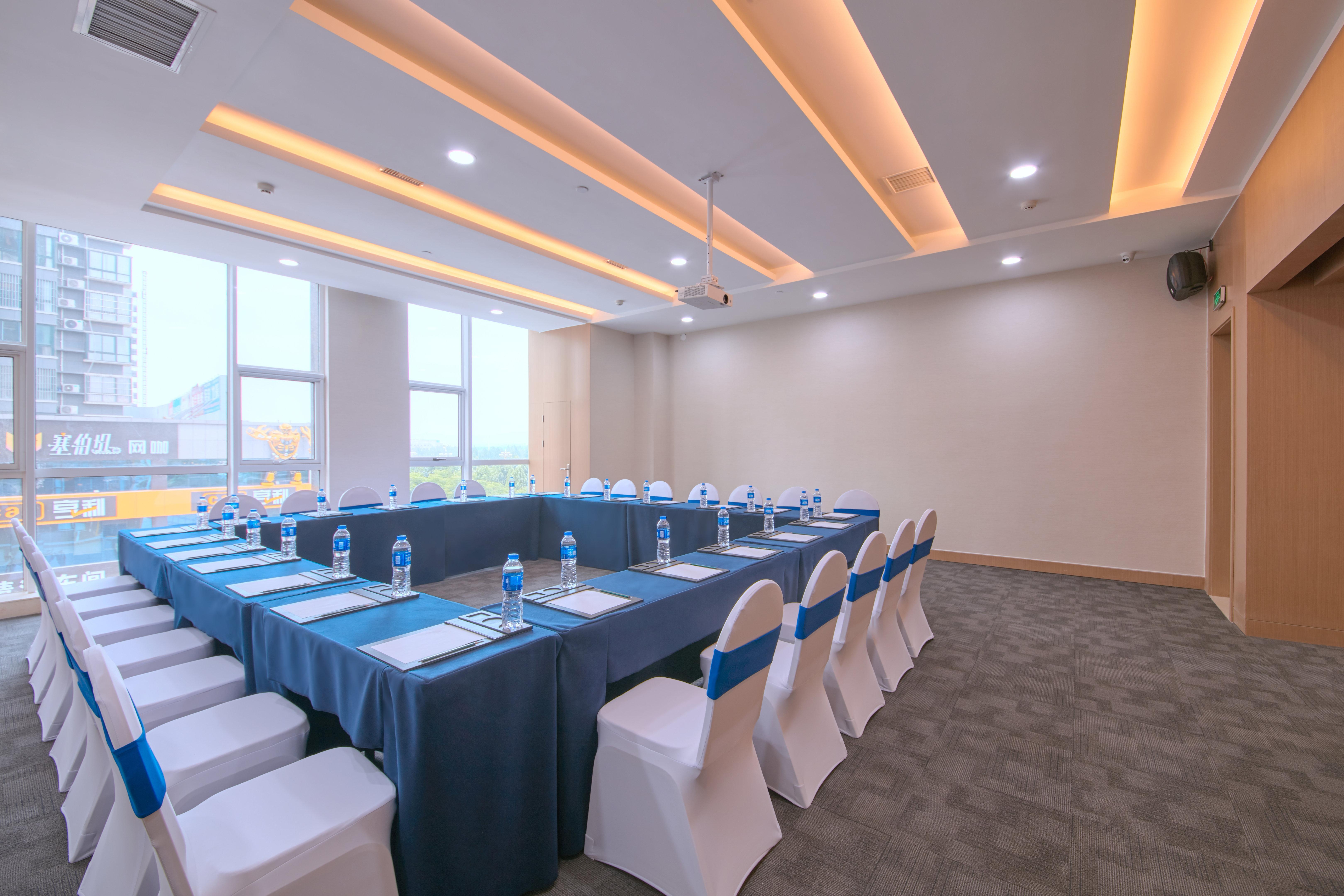 Holiday Inn Express Luoyang Yichuan By Ihg Eksteriør billede
