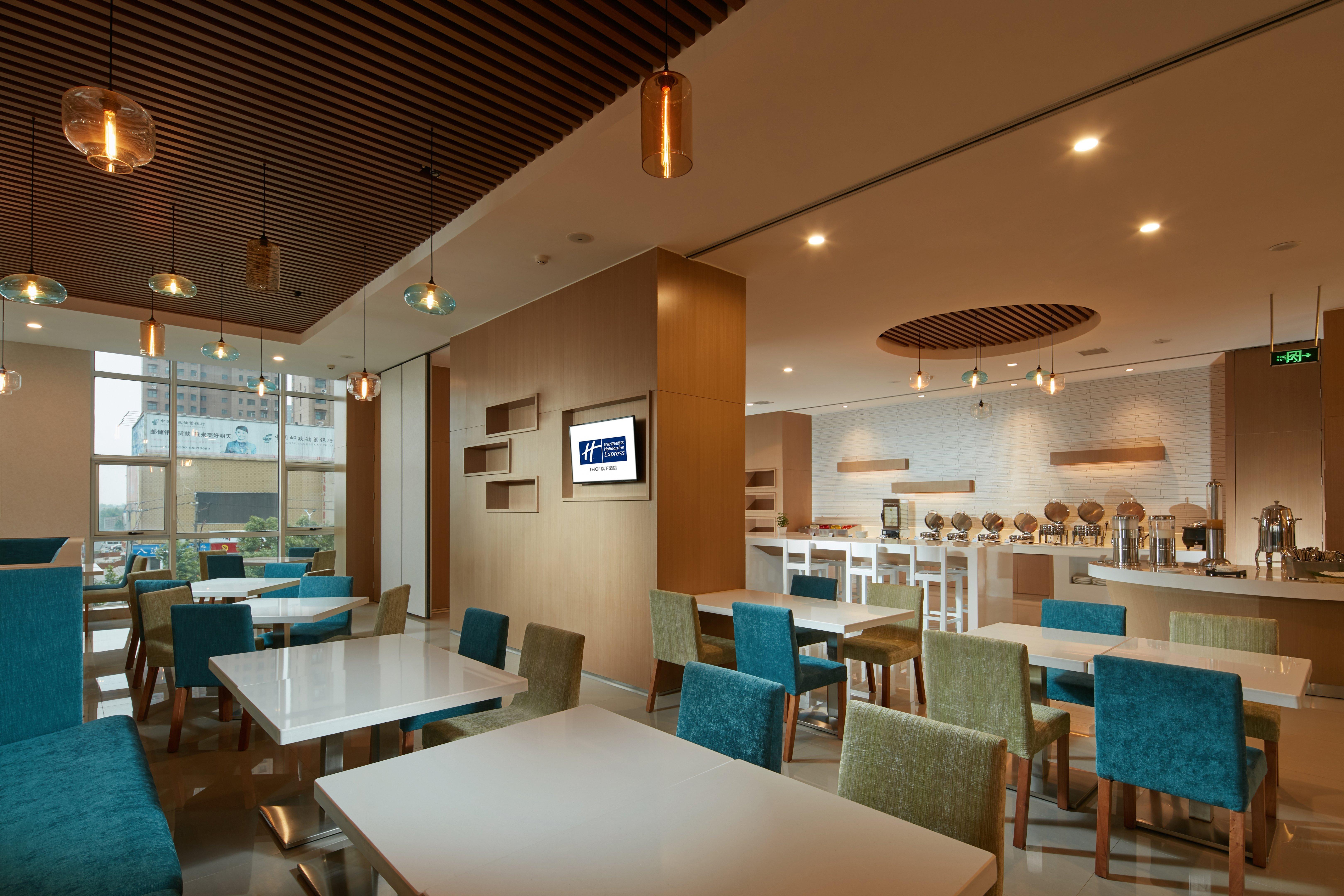 Holiday Inn Express Luoyang Yichuan By Ihg Eksteriør billede