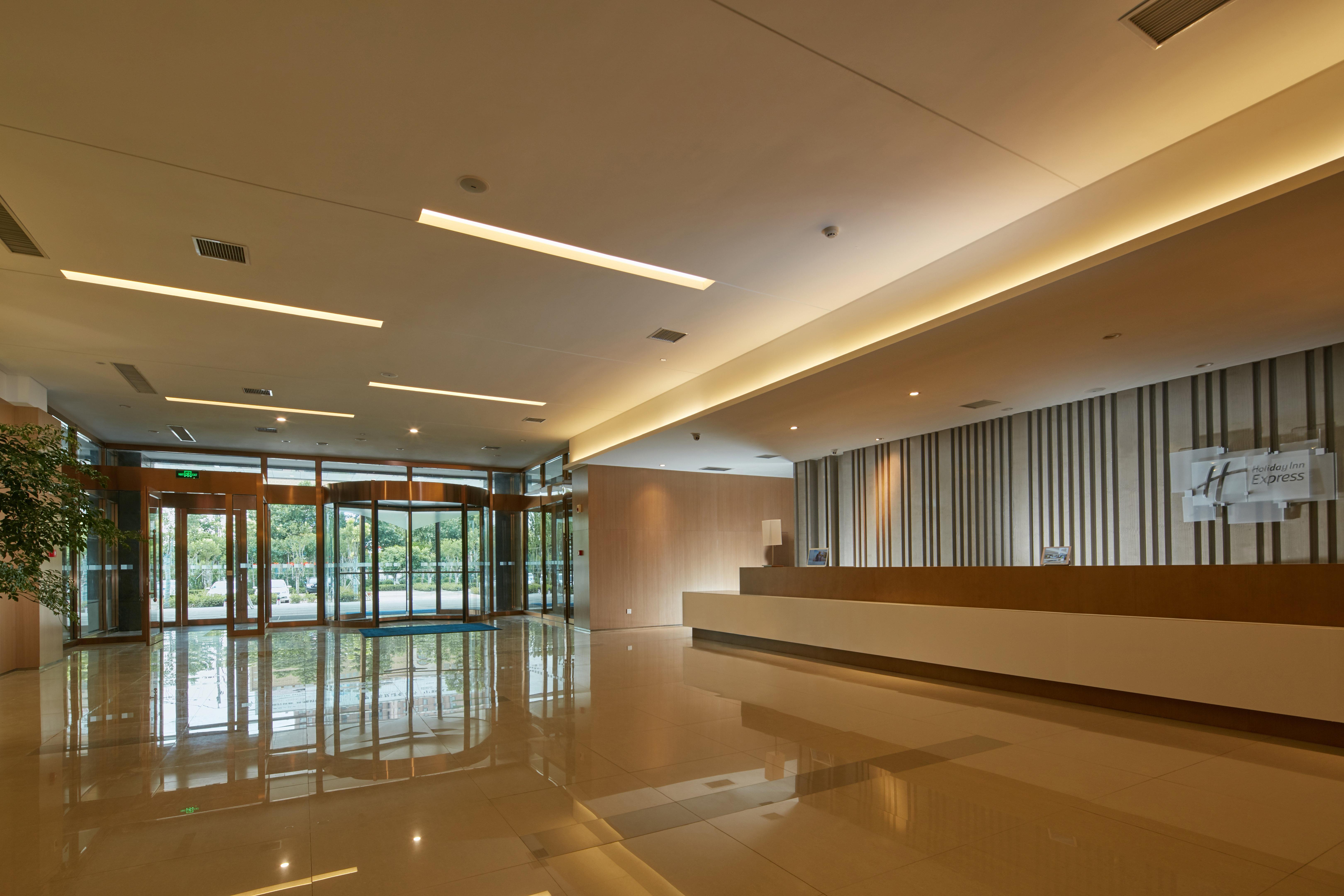 Holiday Inn Express Luoyang Yichuan By Ihg Eksteriør billede