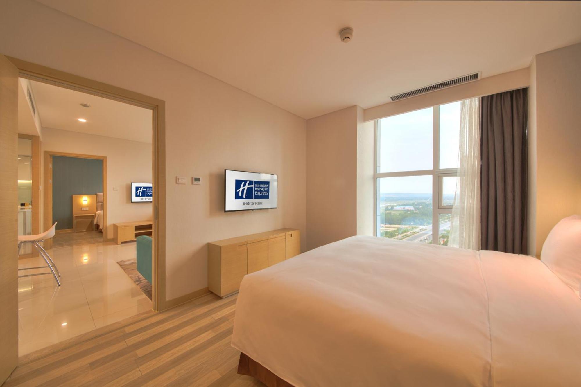 Holiday Inn Express Luoyang Yichuan By Ihg Eksteriør billede